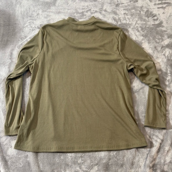 SHEIN Curve Long Sleeve Olive Green Ribbed Cutout Top Size 0XL - Picture 7 of 11